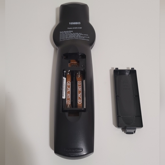 ROGERS Universal Remote Control - Picture 3 of 3